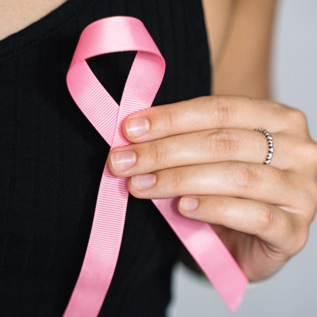 Καρκίνος του μαστού: Η ιστορία της ροζ κορδέλας