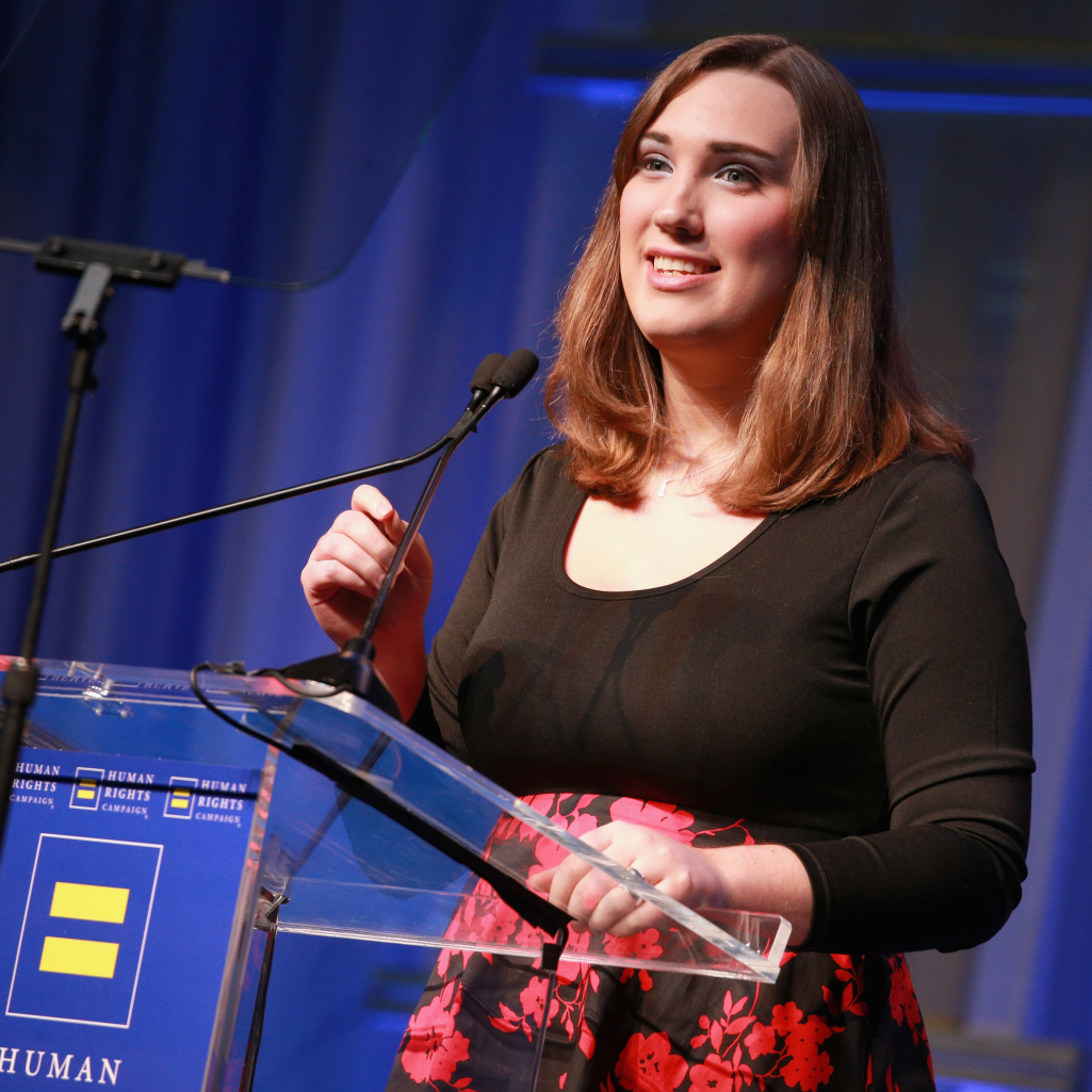 Η Sarah McBride έγινε η πρώτη διεμφυλική Γερουσιαστής στην ιστορία των ΗΠΑ 