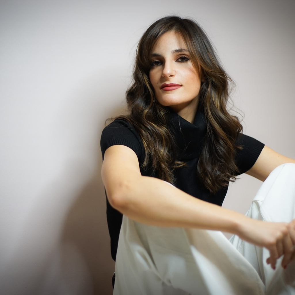 Reborn this way: Η fashion editor του #jennygr, Mάρθα Κουμπάνη μεταμορφώνεται σε Cindy Crawford