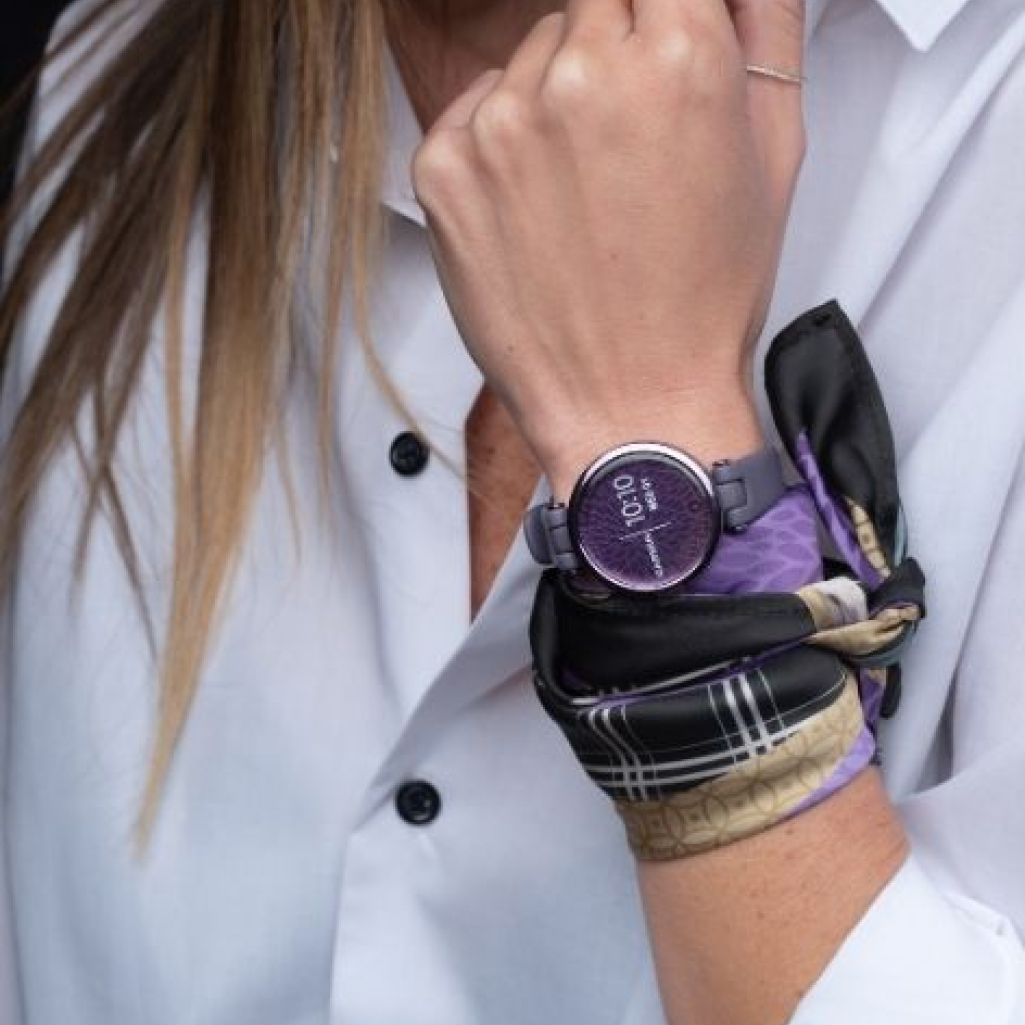 H Garmin αποκαλύπτει το Lily, το μικρότερό της smartwatch σε συνεργασία με τους MI-RŌ Designers
