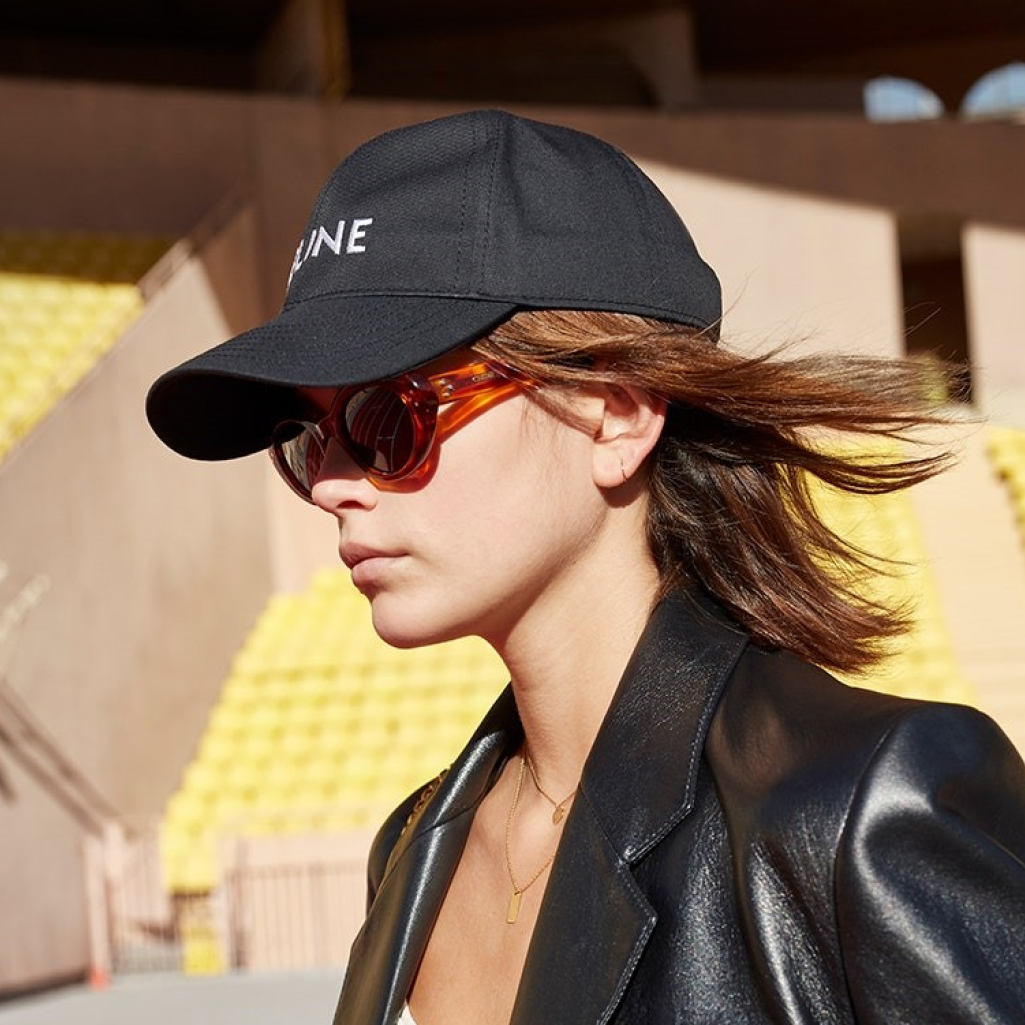 Η Kaia Gerber πρωταγωνιστεί στην ανοιξιάτικη καμπάνια του οίκου Celine