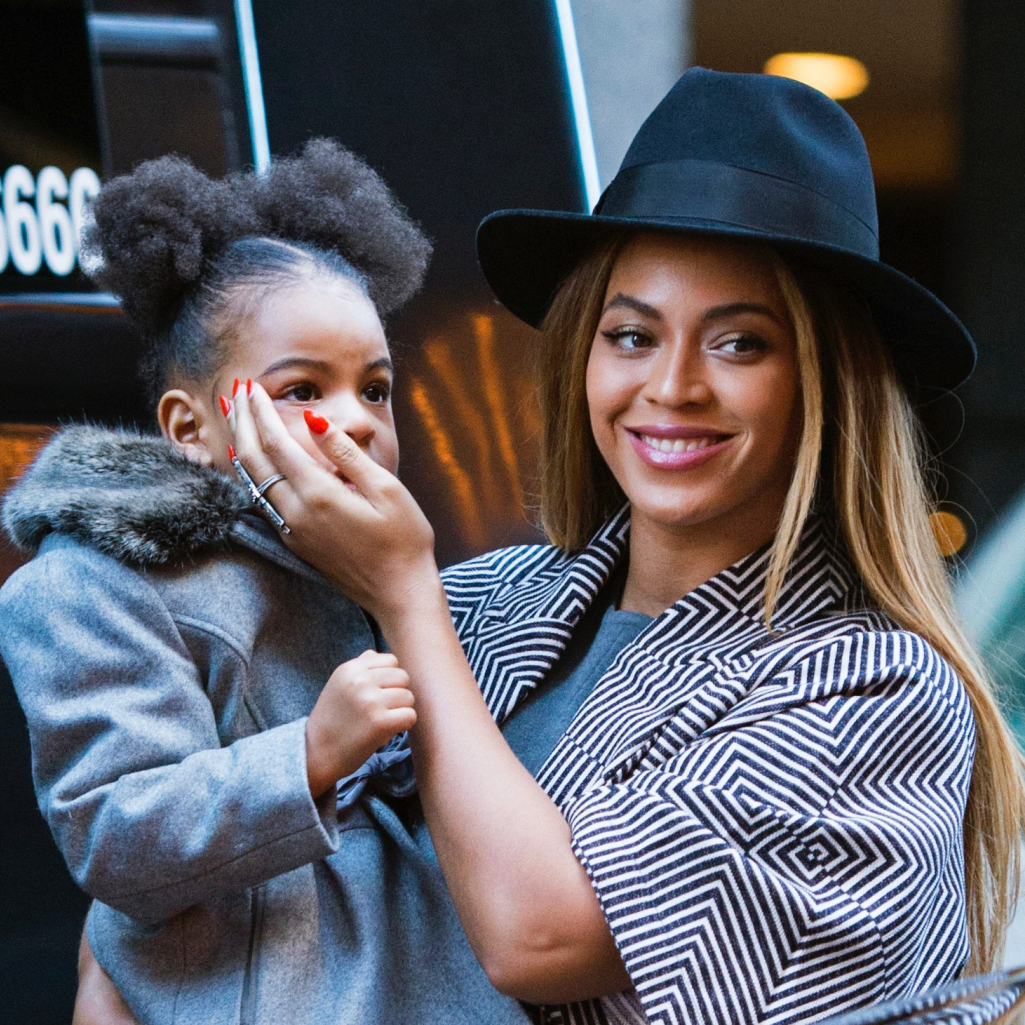 Η 8χρονη κόρη της Beyonce έκανε μακιγιάζ στη γιαγιά της και το αποτέλεσμα είναι υπέροχο