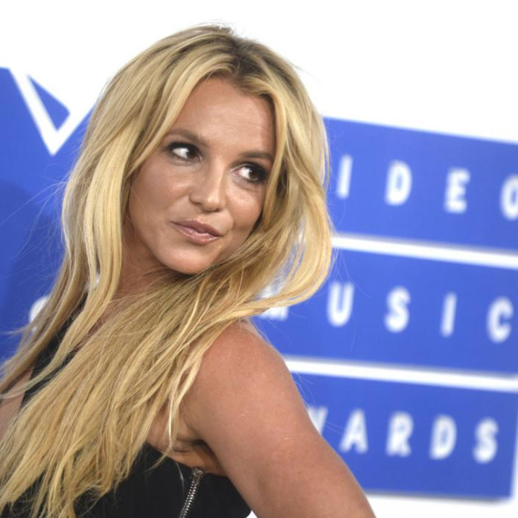 Britney Spears: Ζήτησε να «ελευθερωθεί» από τον πατέρα της 