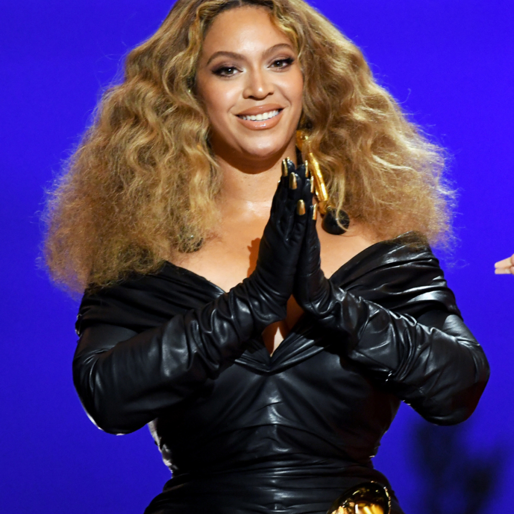 Grammy 2021: Η «Queen B» Beyoncé γράφει ιστορία με το 28ο βραβείο της
