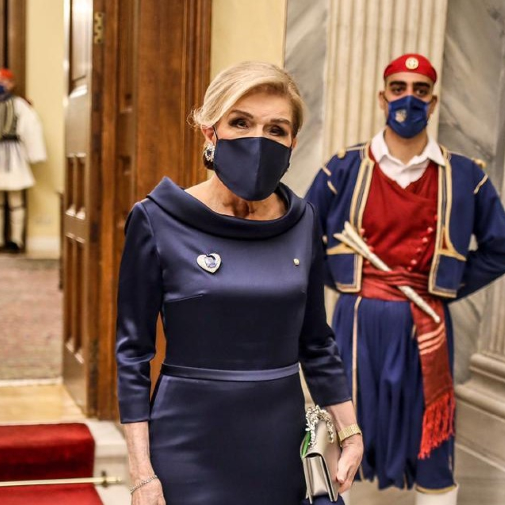 Η Μαριάννα Βαρδινογιάννη εντυπωσίασε στο Προεδρικό Μέγαρο με δημιουργία Celia Kritharioti Haute Couture