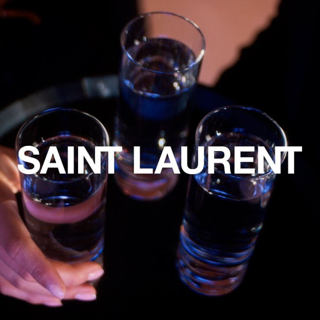 French Water: To 9λεπτο σουρεαλιστικό φιλμ του Saint Laurent με τις Julianne Moore και Chloë Sevigny 
