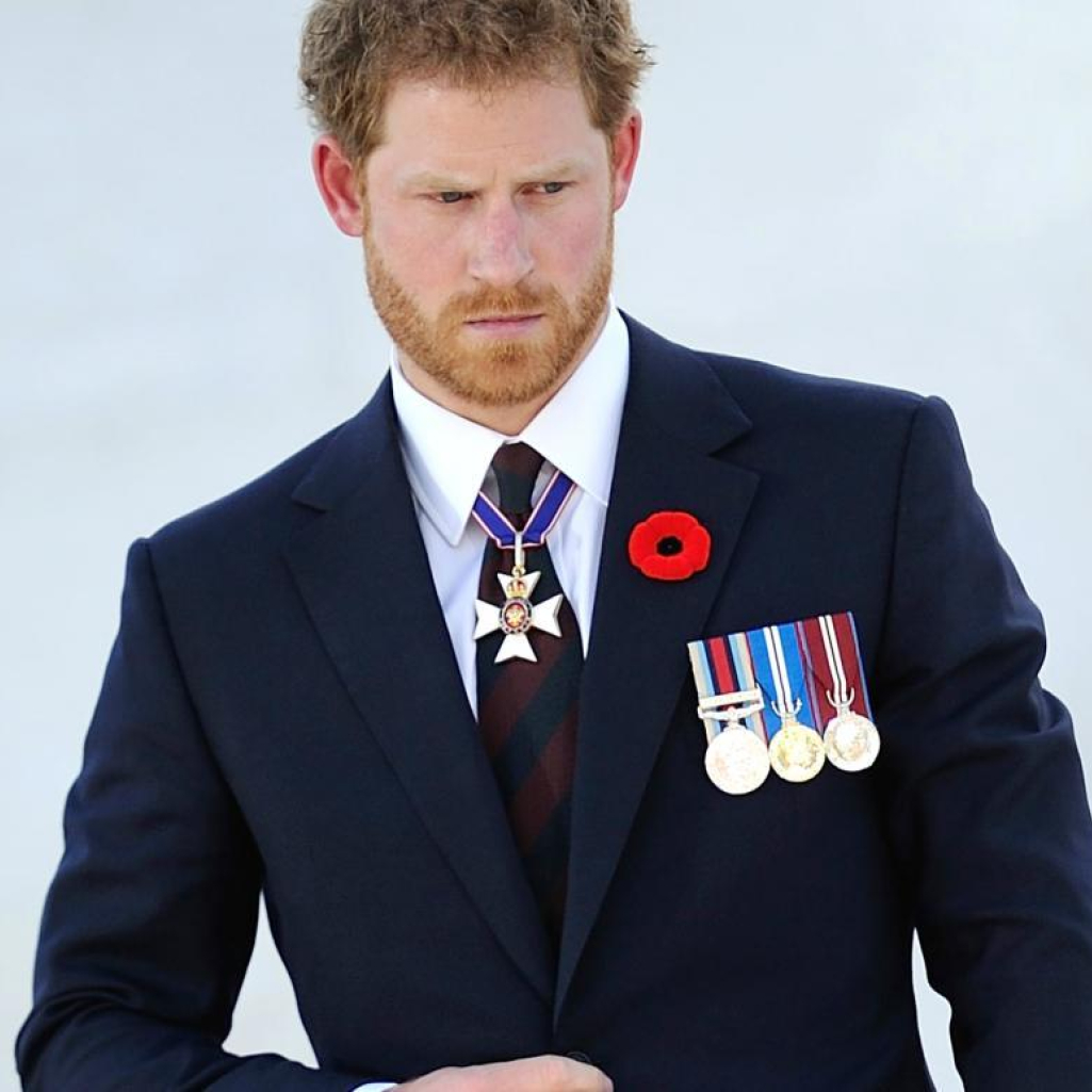 Πρίγκιπας Harry: Επέστρεψε στην Αγγλία για την κηδεία του παππού του