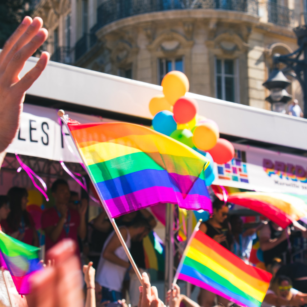 Όχι, το Gay Pride δεν είναι απλά ένα show με άρματα