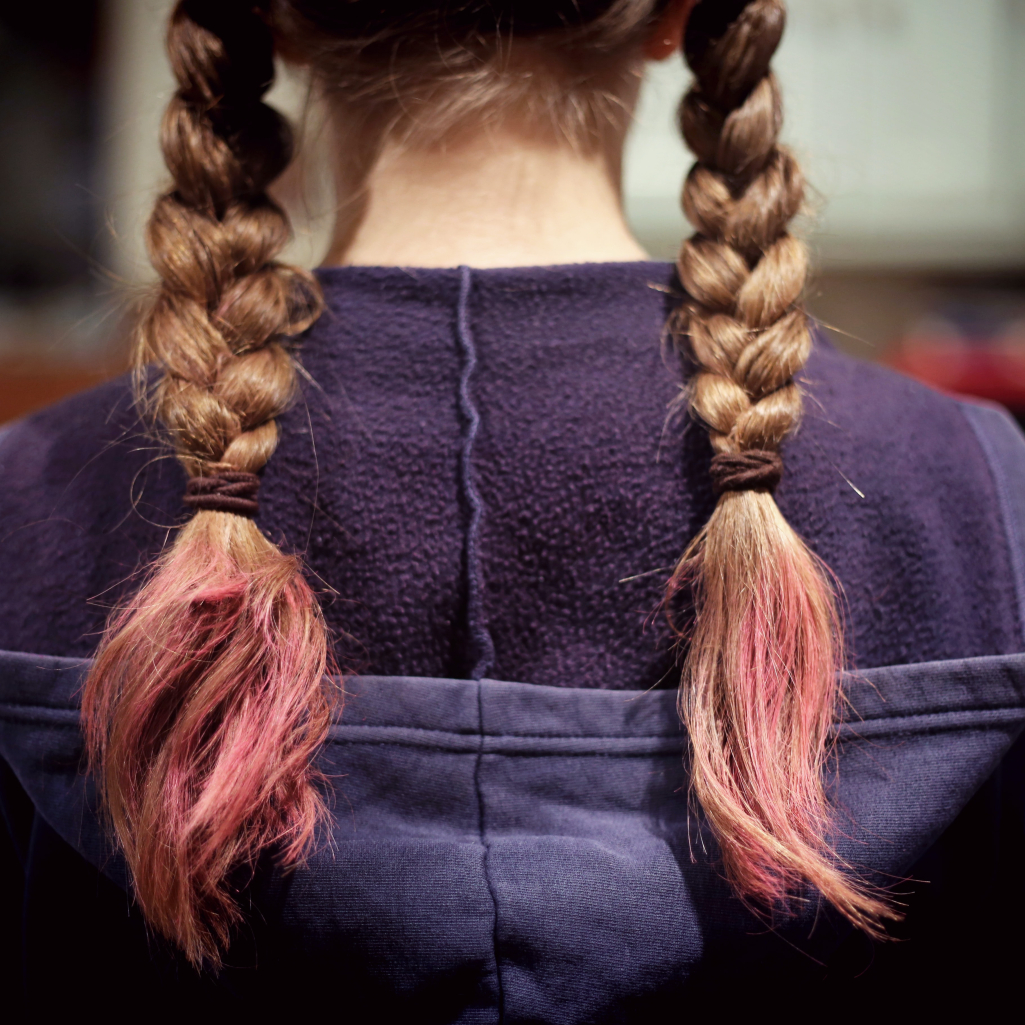 Η συγκινητική ιστορία μιας 15χρονης που δώρισε τα μαλλιά της και έναν χρόνο μετά, ανακάλυψε πως και η ίδια πάσχει από καρκίνο
