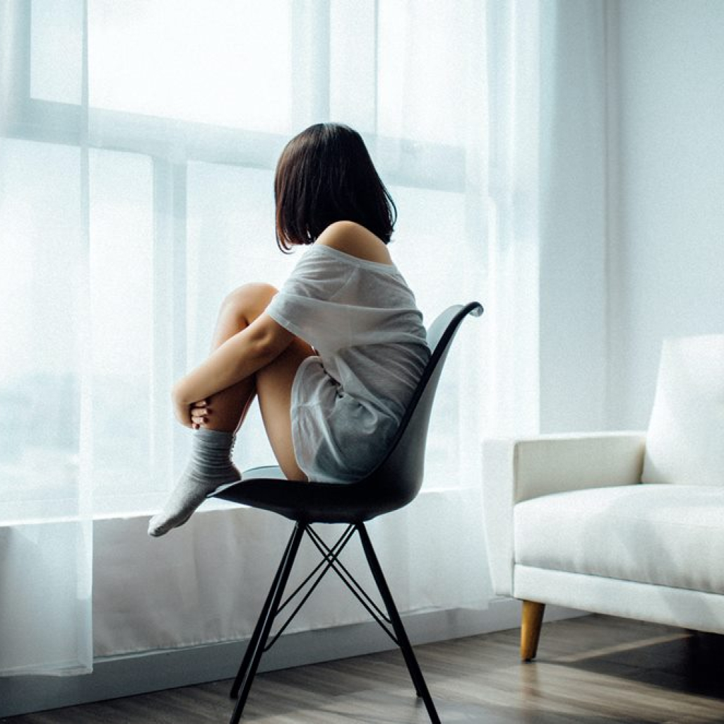 Κοινωνική φοβία: Η φοβική διαταραχή που επανήλθε στη μετά- πανδημική εποχή