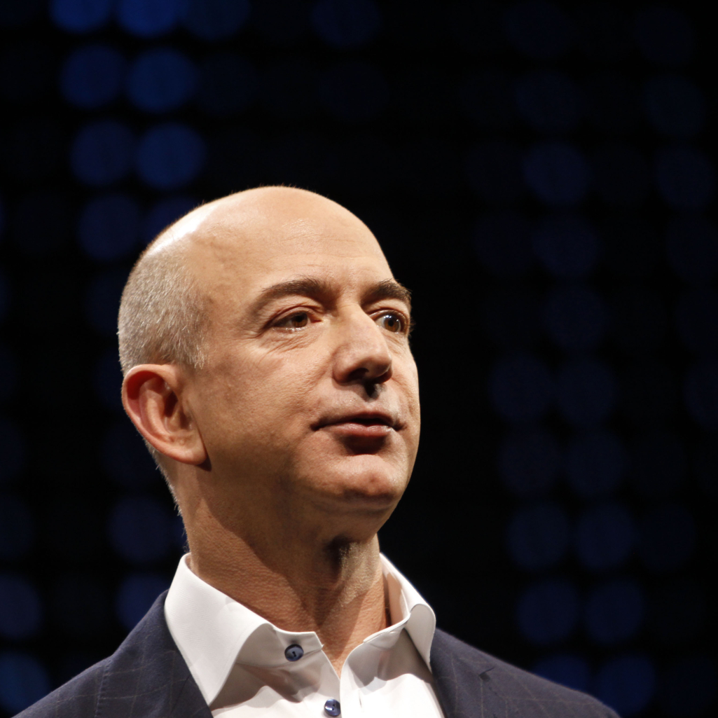 Πώς ο Jeff Bezos με 4 λεπτά στο διάστημα τράβηξε περισσότερη προσοχή από την κλιματική αλλαγή σε έναν χρόνο