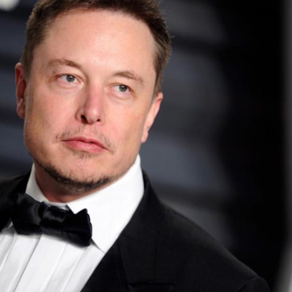 Elon Musk: Ο ισχυρός άνδρας της Tesla και της Space X αποφάσισε να ζήσει σε προκατασκευασμένο σπίτι 36 τετραγωνικών