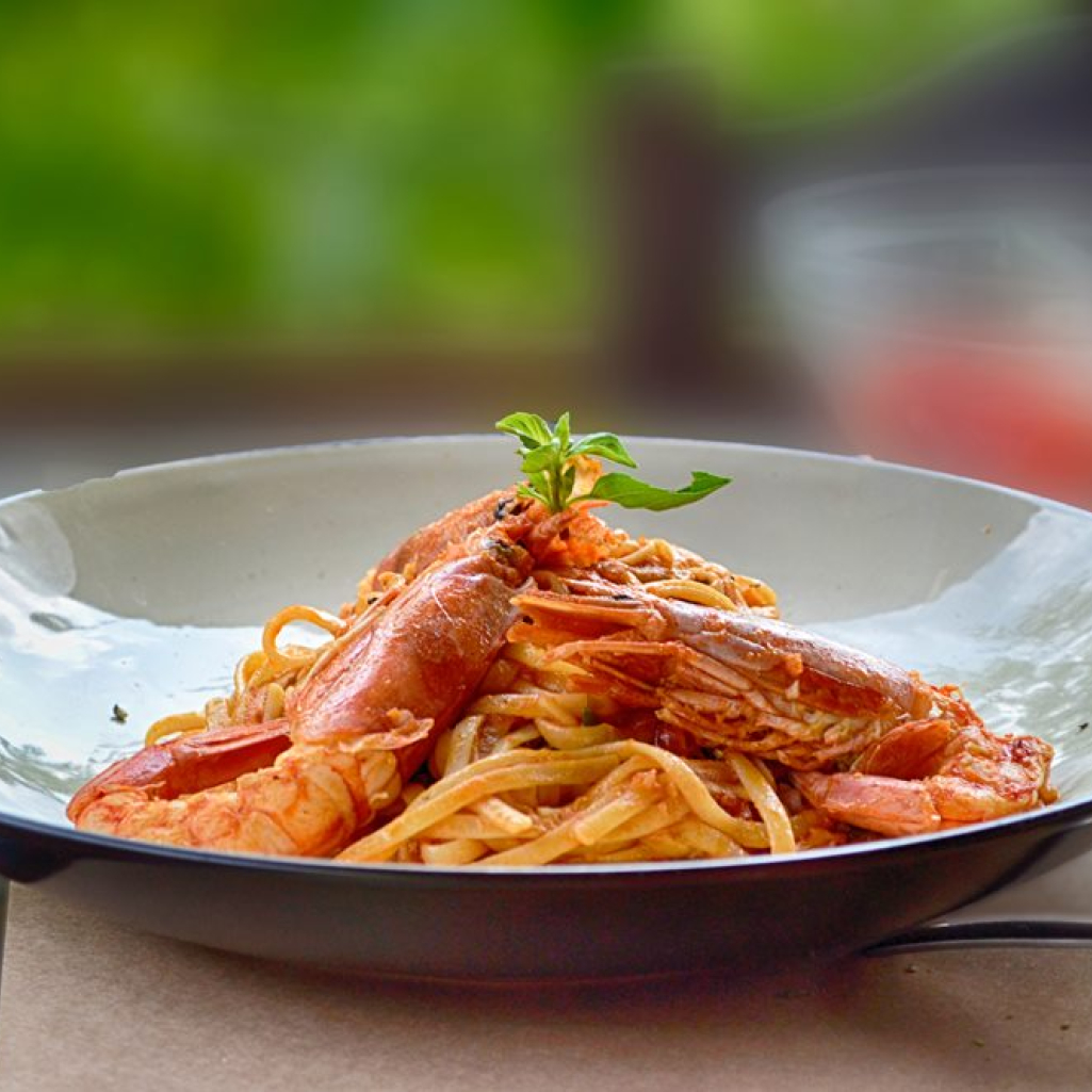 Η καλύτερη συνταγή για τα πιο νόστιμα μακαρόνια με γαρίδες