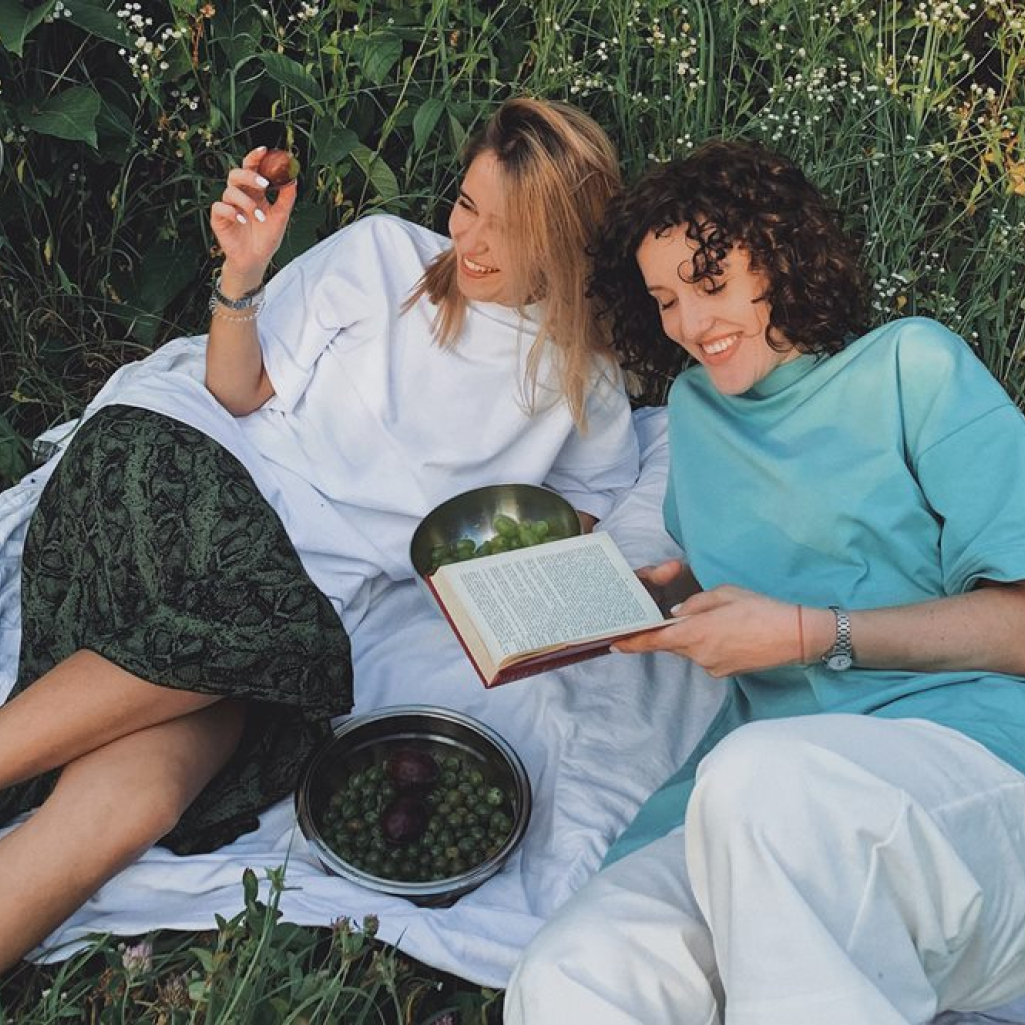 Πώς θα βελτιώσετε την επικοινωνία με την αδελφή σας