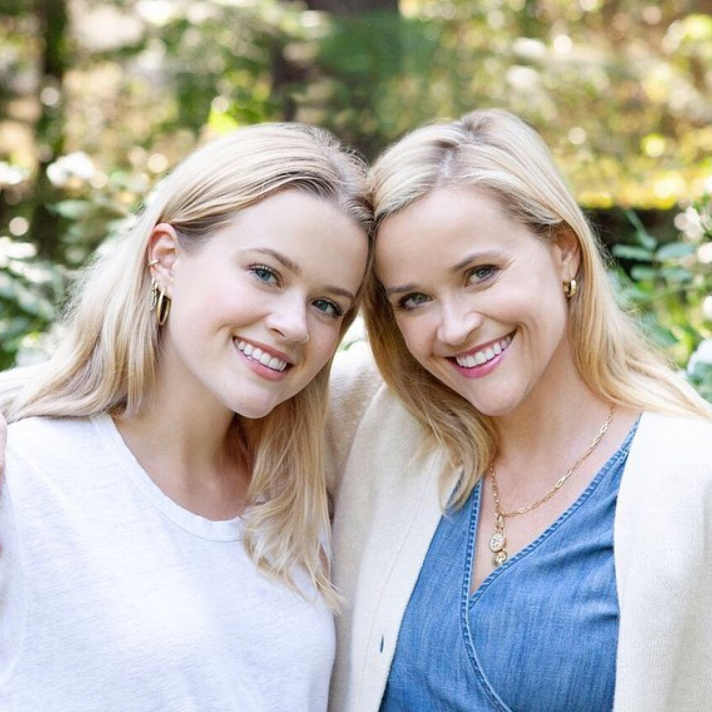 H Reese Witherspoon γιορτάζει τα 22α γενέθλια της κόρης της με μία throwback φωτογραφία