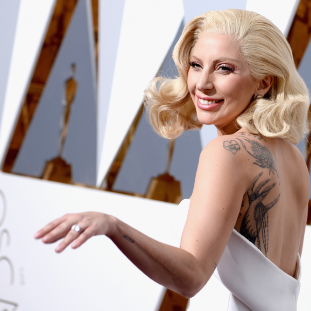 H makeup-free selfie της Lady Gaga που δικαίως έγινε viral