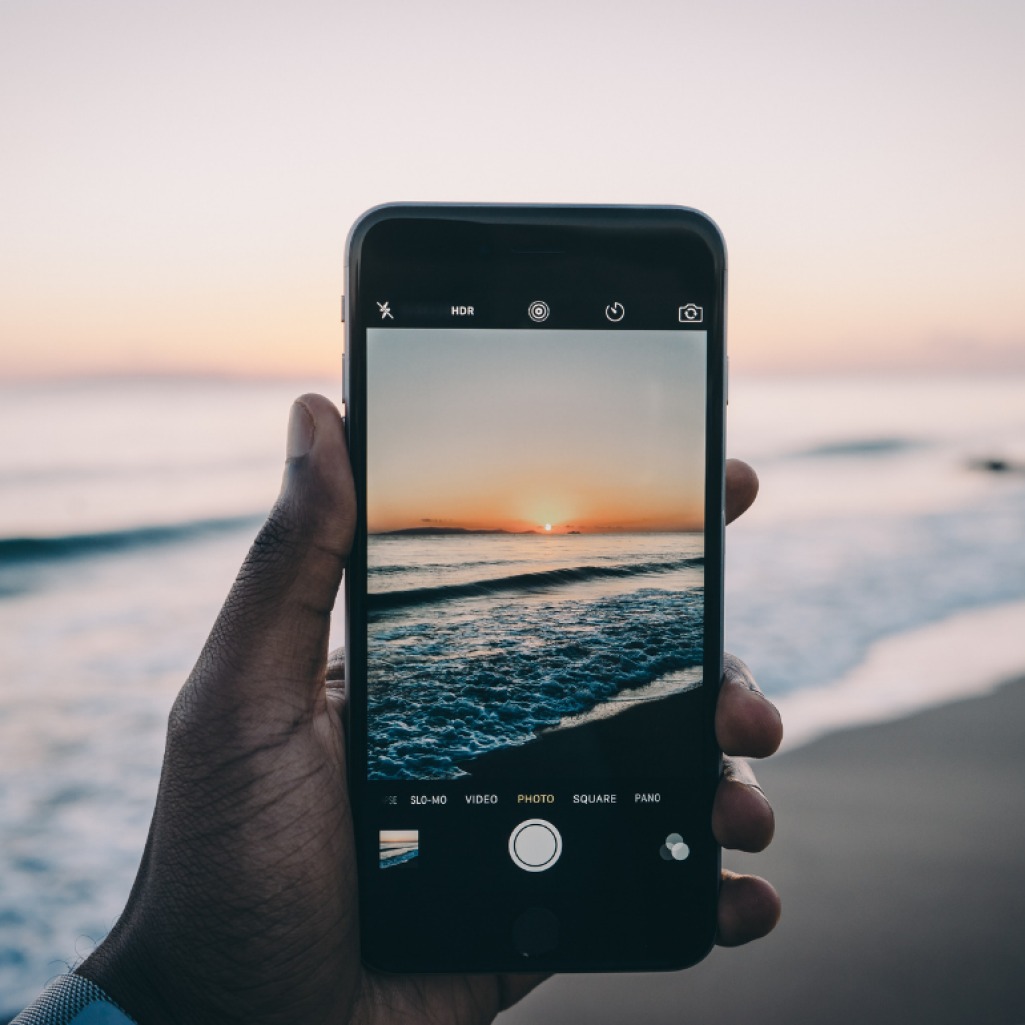 «Drop Your Best Sunset Photos»: Η νέα Instagram τάση γεμίζει ήδη τα stories με ηλιοβασιλέματα -και όχι μόνο 