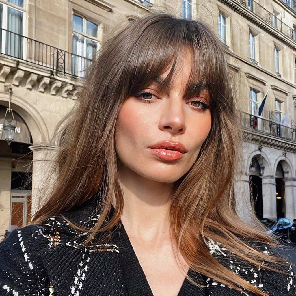 Θα βάζατε το beauty blender σας στην κατάψυξη; To viral tip για να εφαρμόσετε τέλεια το foundation