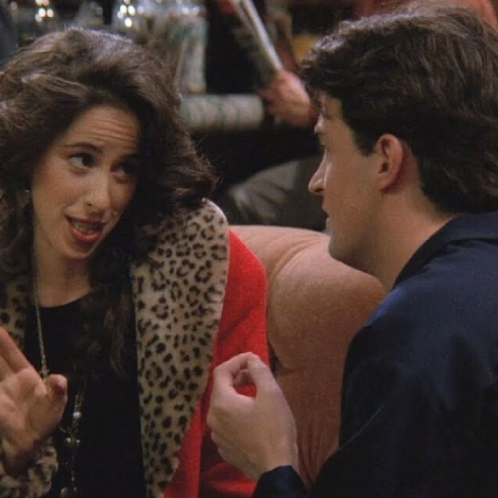 Η Janice πιστεύει ότι ο Chandler δεν έπρεπε να καταλήξει με τη Monica (και το τραγουδάει στο TikTok)