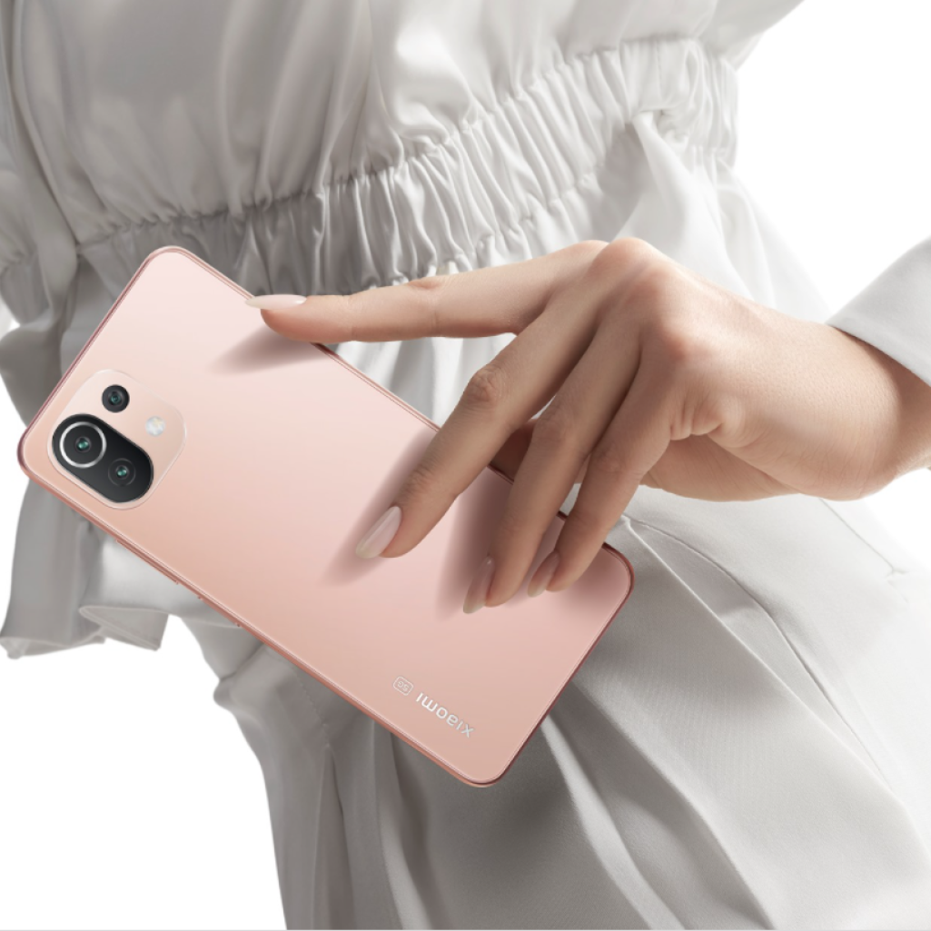 Editor's choice: Tο smartphone που συνδυάζει το κομψό design με τις υψηλές προδιαγραφές