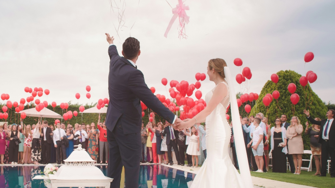 Married at First Sight: Μετά τις αποκαλύψεις για το διάσημο βρετανικό ριάλιτι, έγινε η πρώτη σύλληψη παίκτη - Είναι ύποπτος για βιασμό