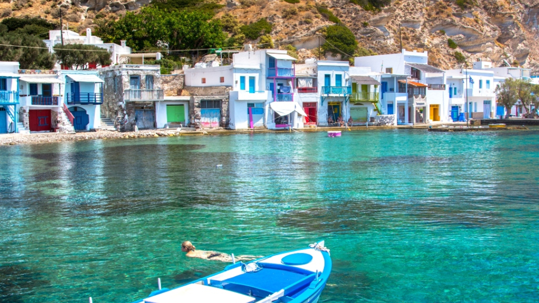 15 ελληνικά νησιά που αξίζει να επισκεφτείς έστω μια φορά στη ζωή σου