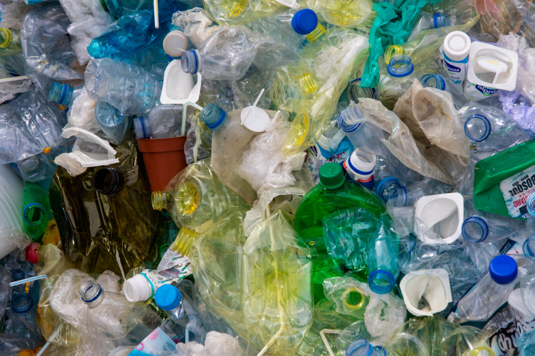 πλαστικά μπουκάλια για ανακύκλωση