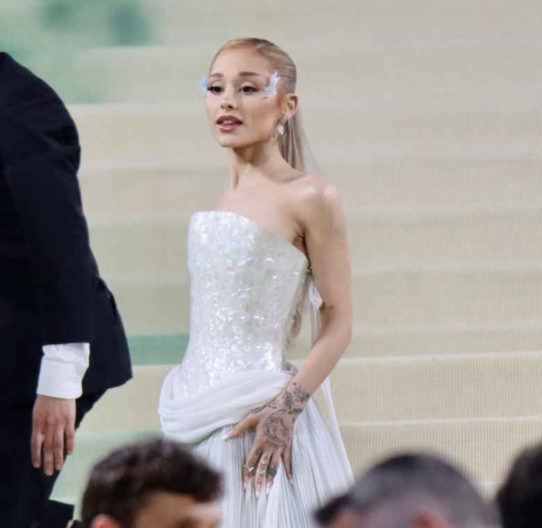 Ariana Grande-sinenteuksi