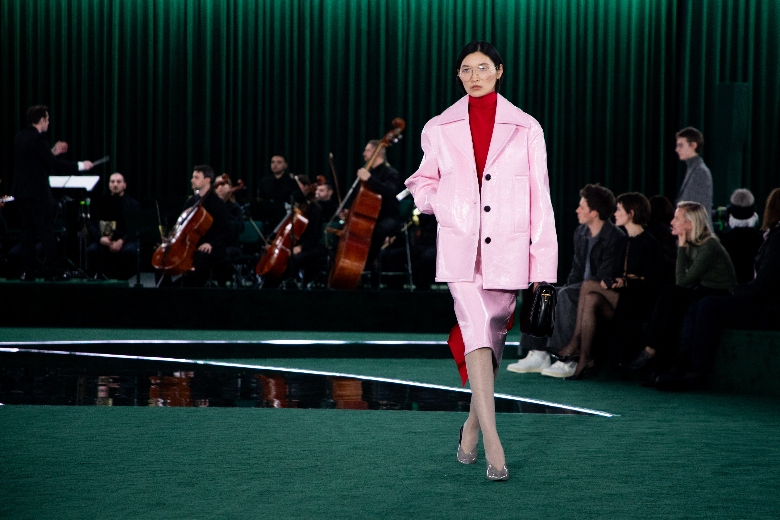 gucci ruwnay 2025