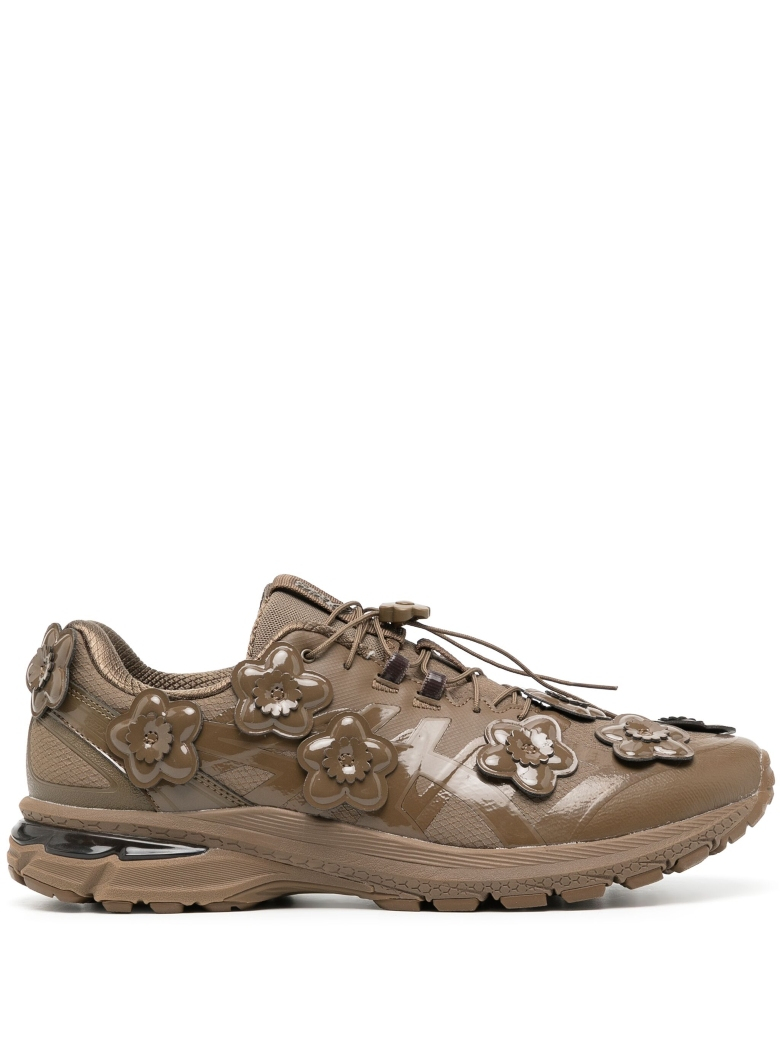 sneakers asics