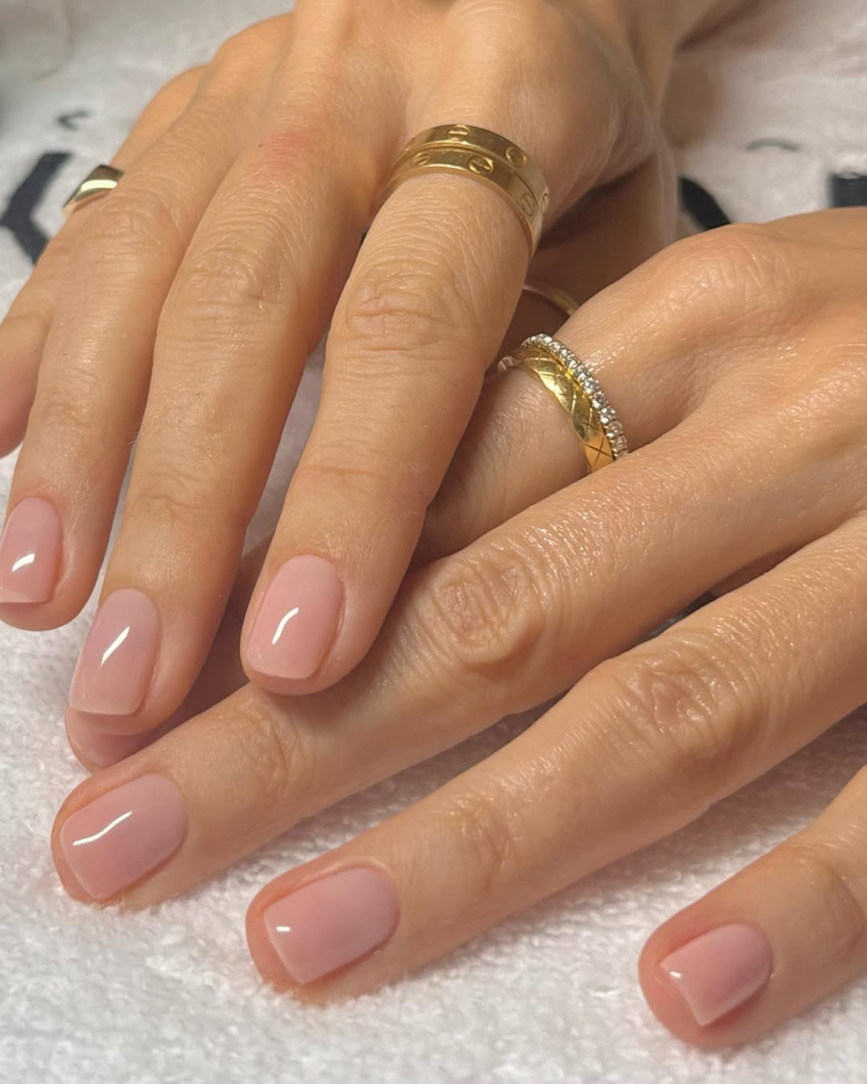 bb cream manicure