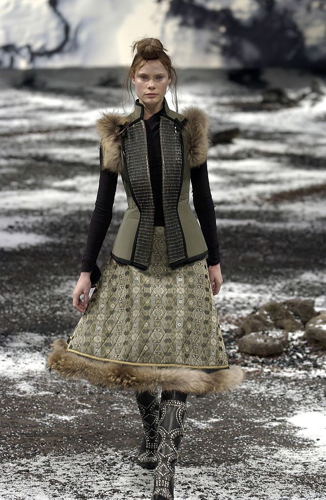 alexander mcqueen runway