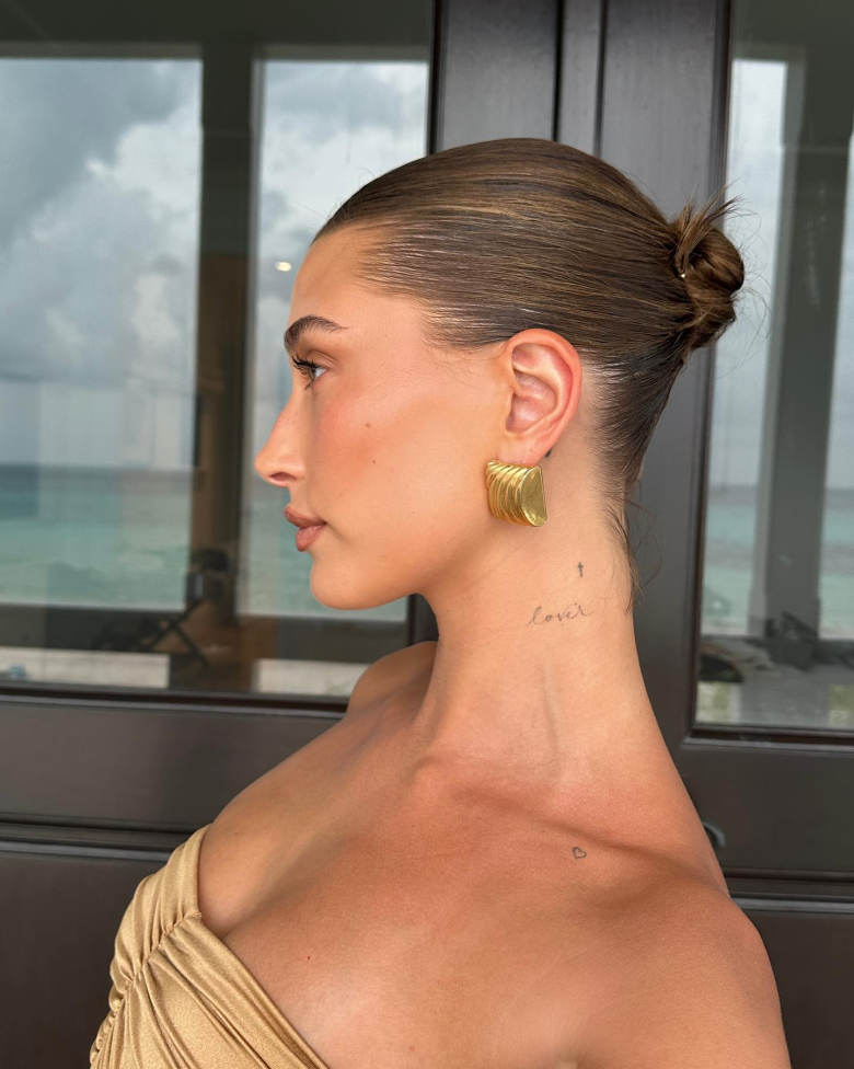 Slick-Back Bun
