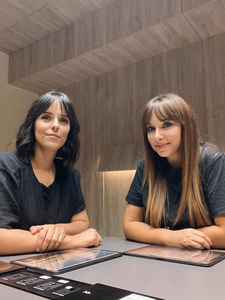 Η Κατερίνα Μπουζιανά και η Μαργαρίτα Νικήτα 