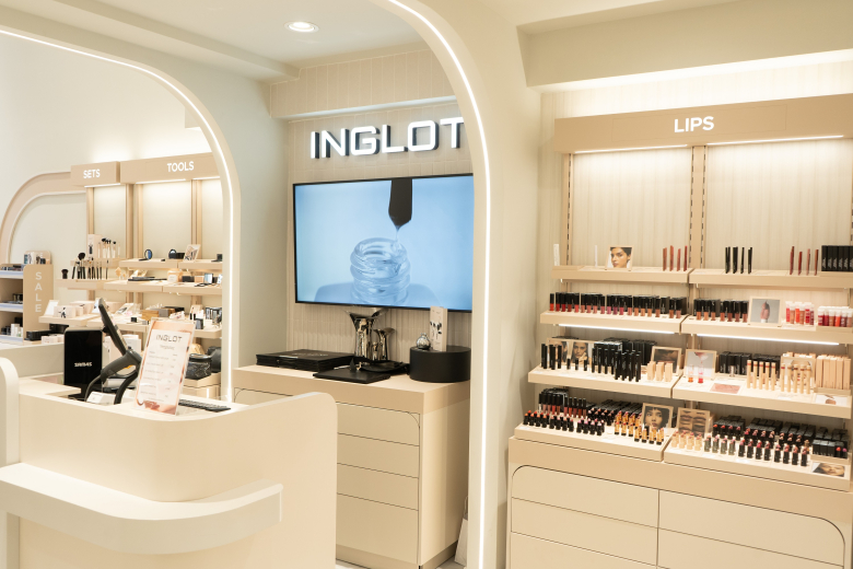 Inglot