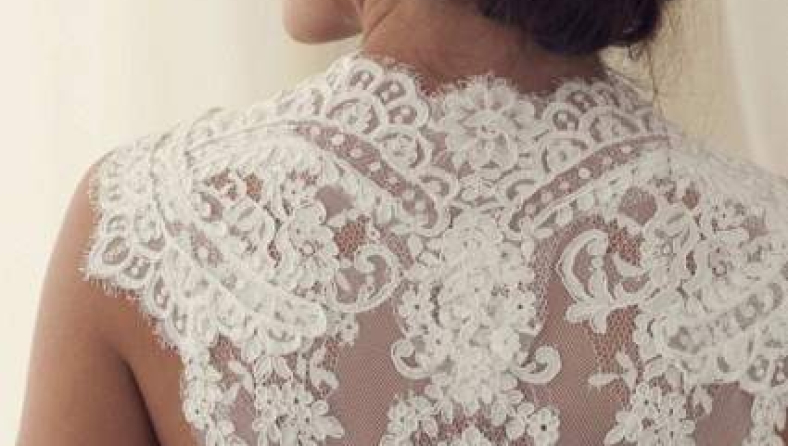 anna-campbell-lace-back-wedding-dress.jpg
