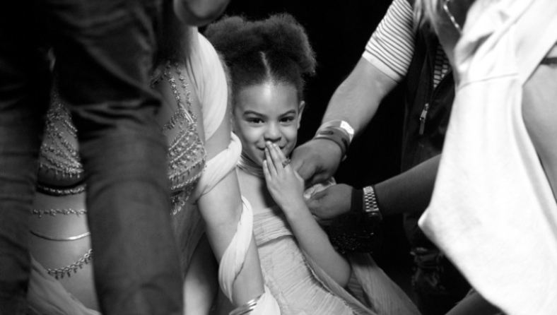 beyonce-grammys-performance-bts-blue-1486955507.jpg