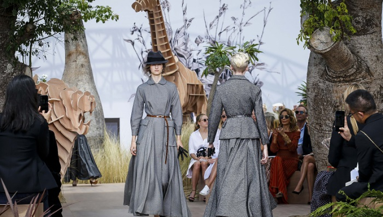 christian-dior-hcaw1718-140.jpg