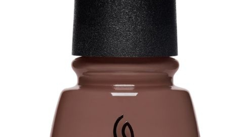 china-glaze-nudes-spring-2017-nail-polish-collection-give-me-s-uamore-14ml-p21270-87656-zoom-1502992458.jpg
