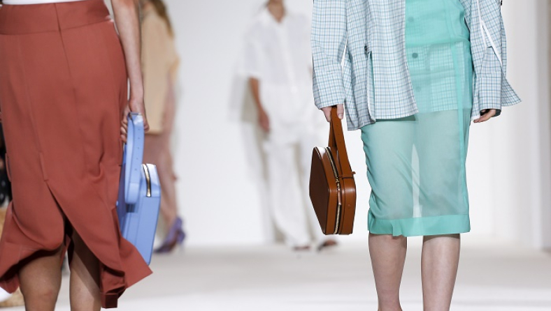 victoria-beckham-awss18-005.jpg