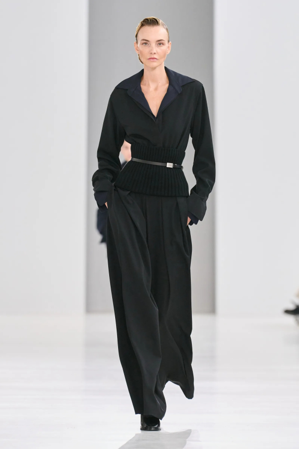 Max Mara
