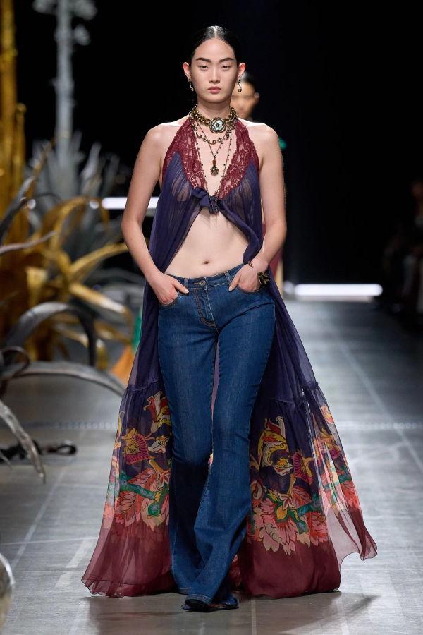 Etro
