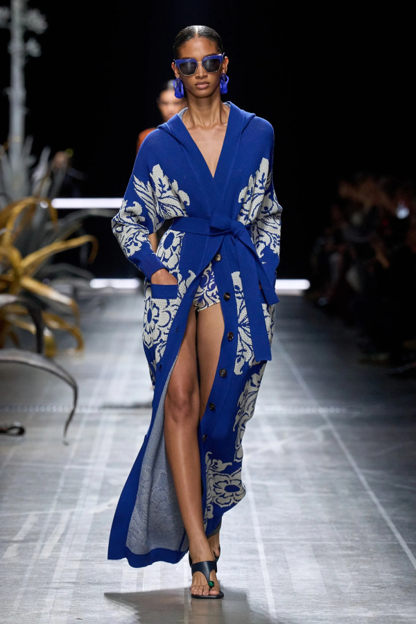 Etro
