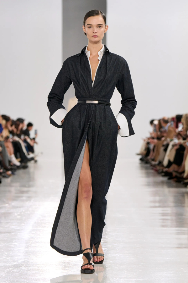 Max Mara
