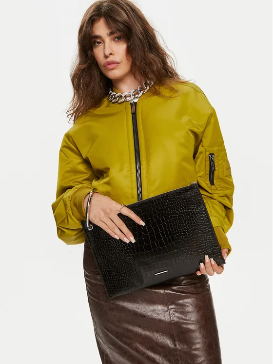 bracelet bag