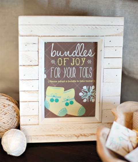 bundle-up-baby-5x7-sign