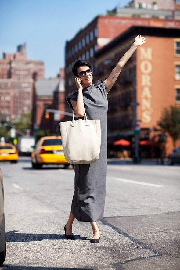 091211greydress7708web
