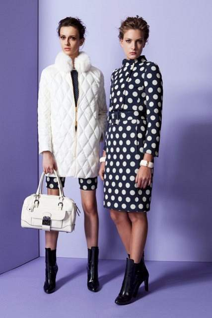 MOSCHINO 014 2000 426x639