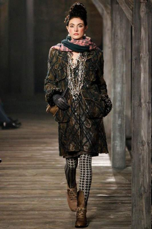 CHANEL18