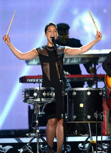GRAMMYS-STAGE10
